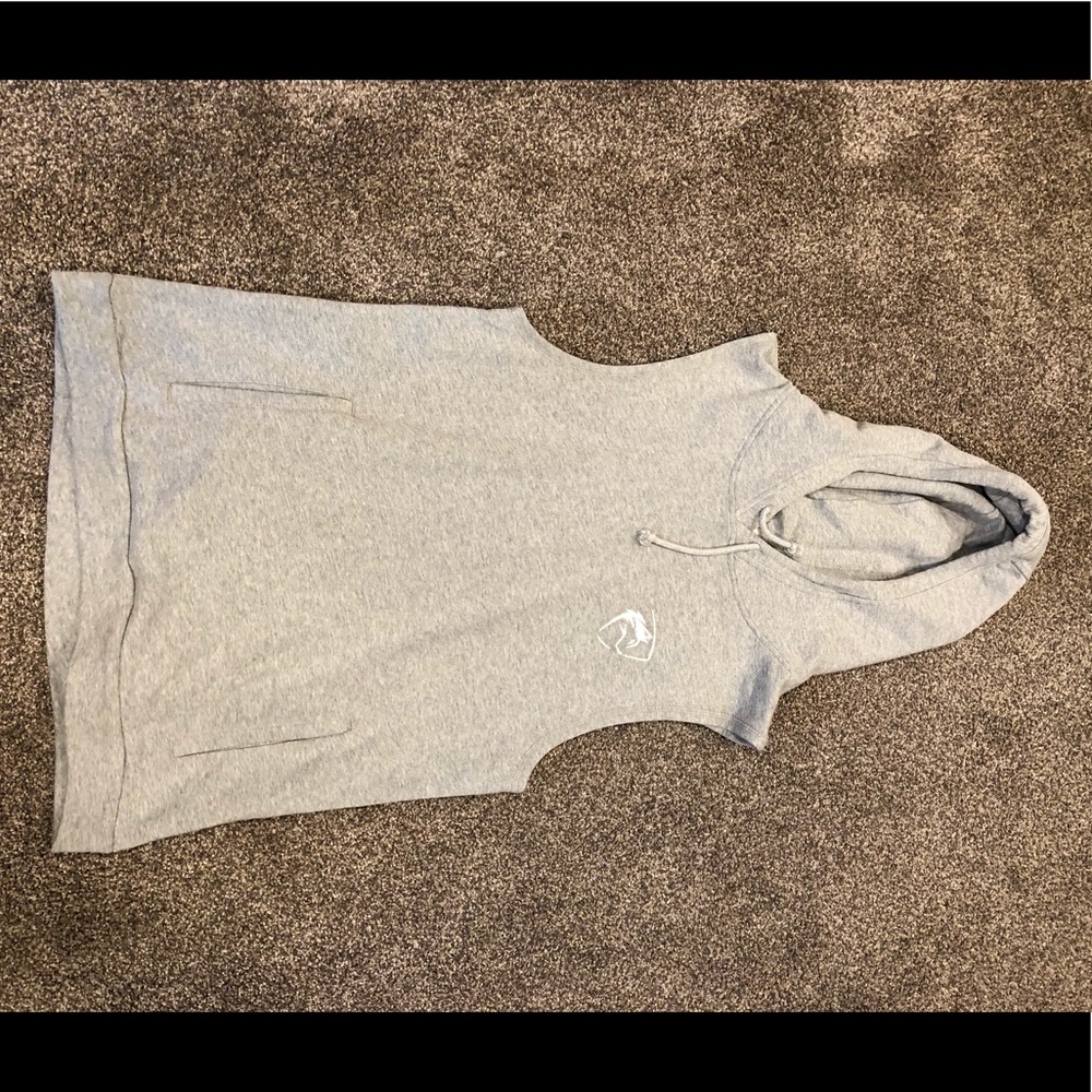 Alphalete sleeveless hoodie